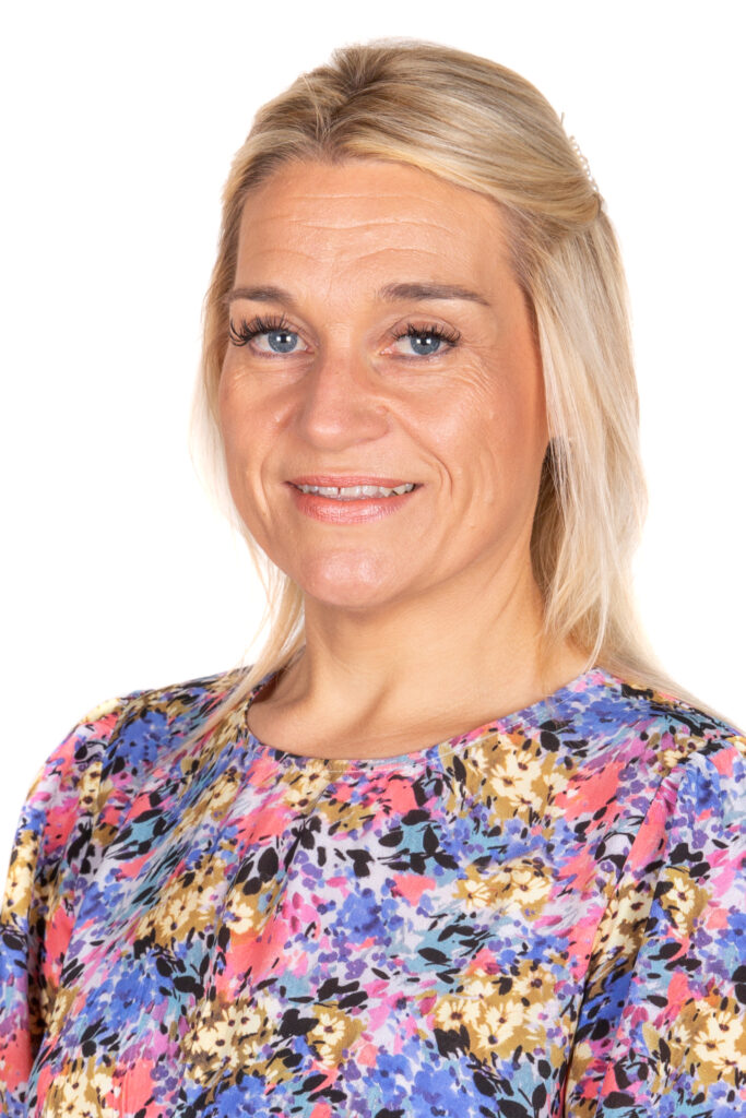 Lucy Taylor Radmore image